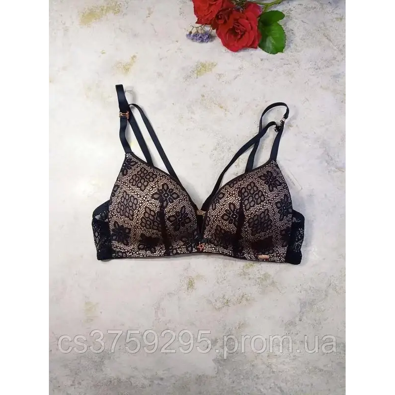 Бюстгалтер без кісточок з мереживом 